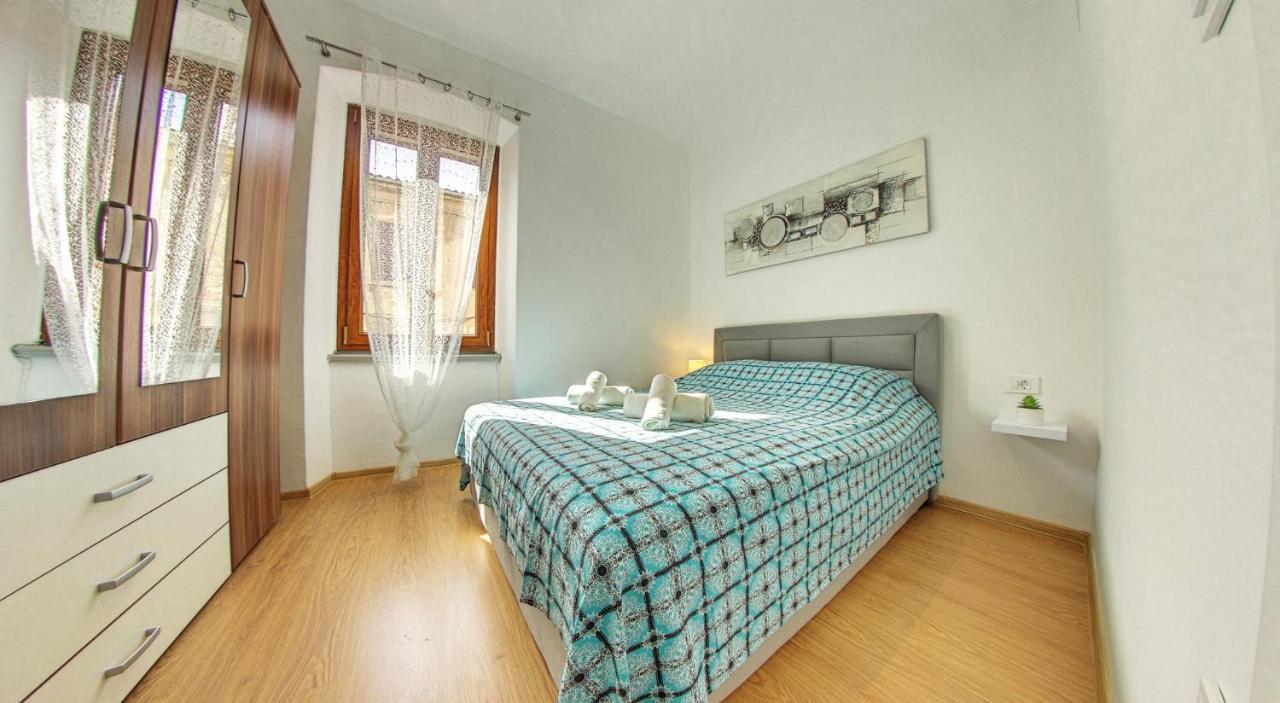 Caligula City Center Apartment Póla Kültér fotó