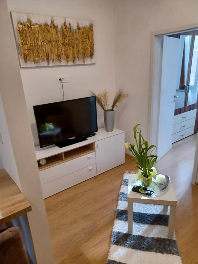 Caligula City Center Apartment Póla Kültér fotó
